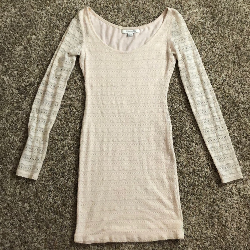 Baby pink lace long sleeve dress